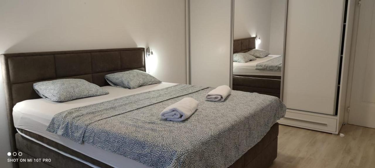 Apartman R&R,3 Room Apartman In The Center Sibenik Exterior photo
