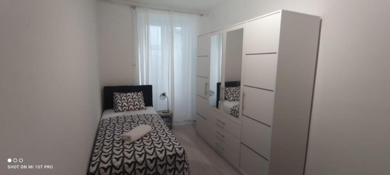 Apartman R&R,3 Room Apartman In The Center Sibenik Exterior photo